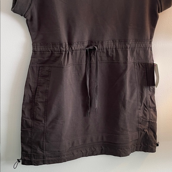 Black Short Sleeve Dress with Drawstring Waist - Picture 9 of 13